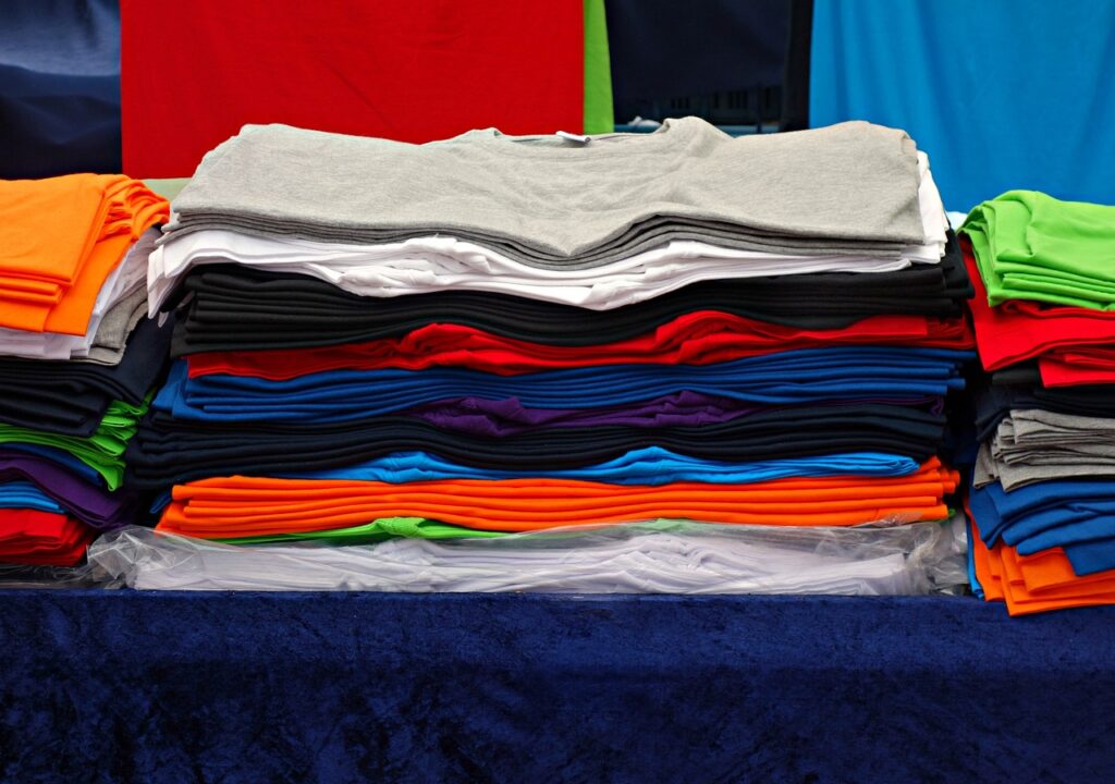 4 tendances pour allier votre tee-shirt manche longue homme