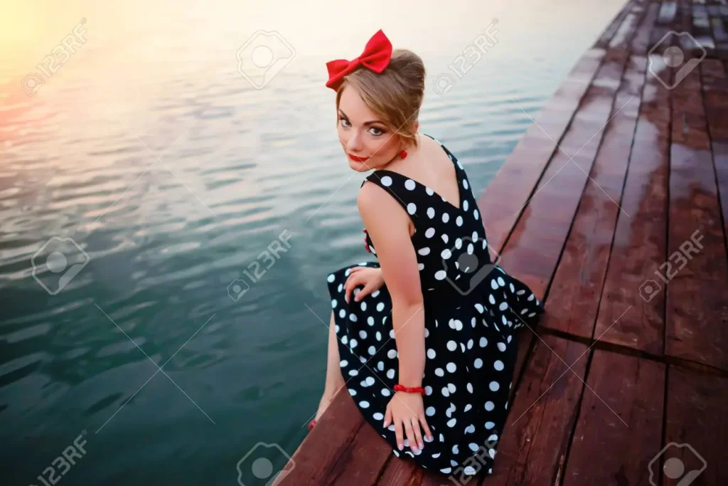 Comment porter l&rsquo;imprimé à pois vintage de 5 manières différentes ?
