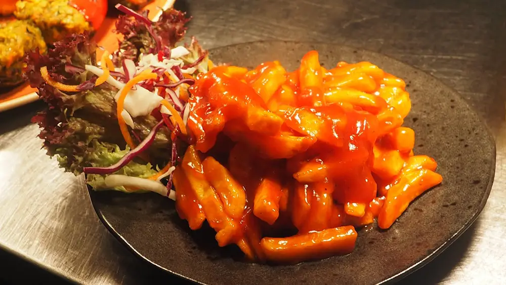 Le Tteokbokki, un voyage culinaire