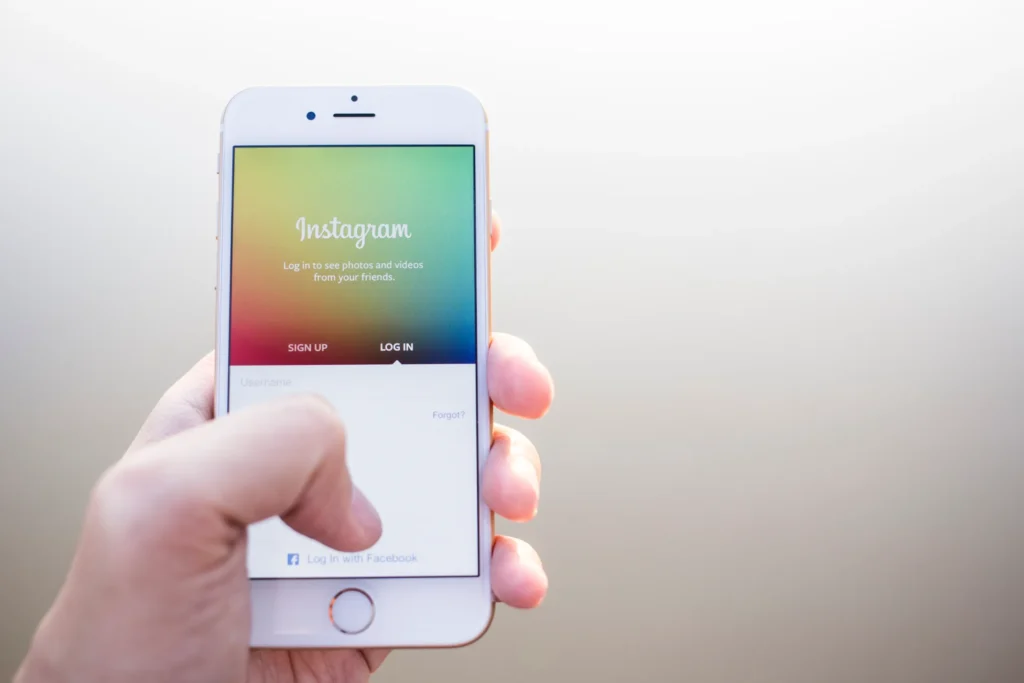 À quel GAFAM appartient Instagram ?