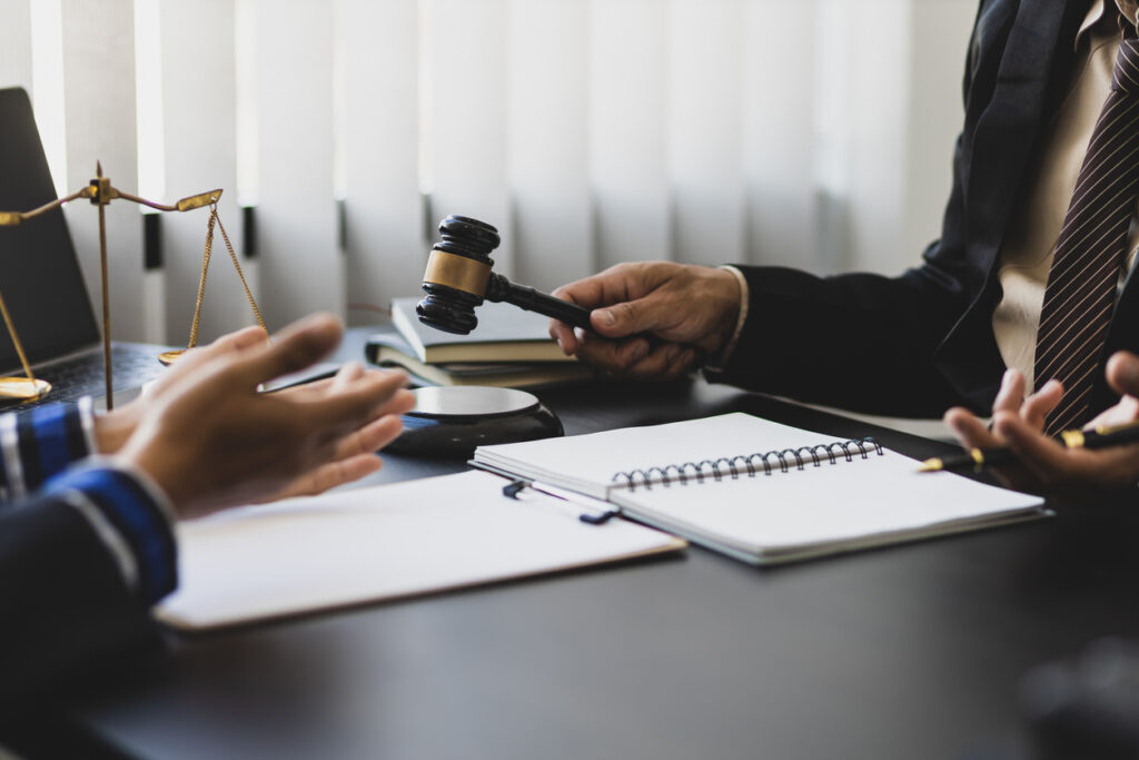 Litige avec l&rsquo;administration : quels sont les recours dont vous disposez ?