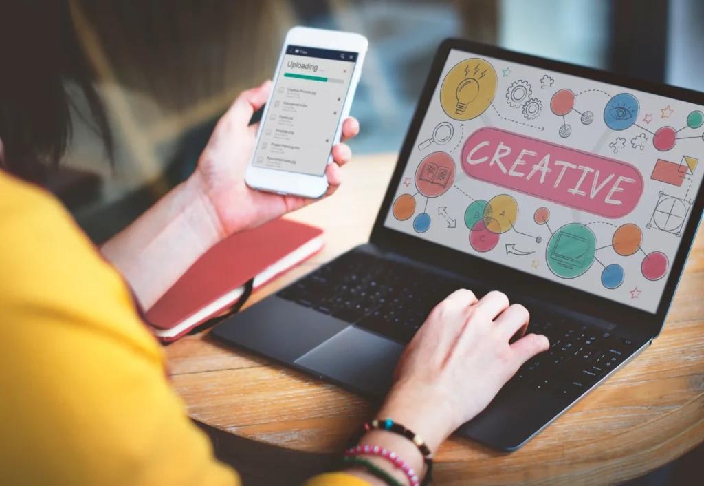 Devenir designer : Formation et salaire