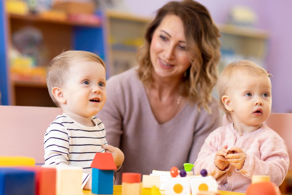Guide complet pour choisir un service de garde d’enfants à Meucon