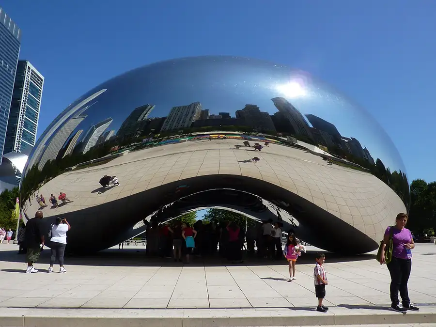 Le Cloud Gate