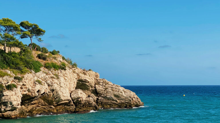 Guide de voyage pour des vacances idéales sur la Costa Dorada