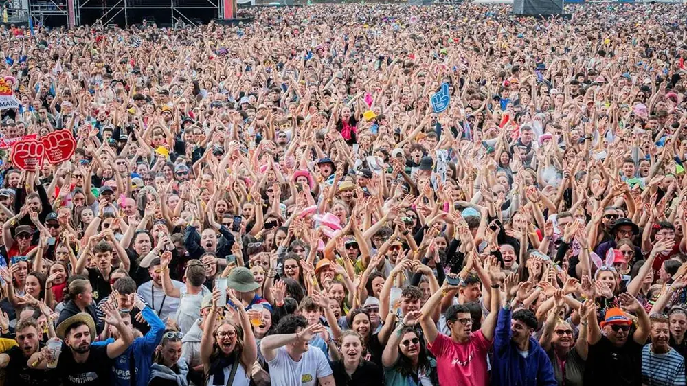 Le public compact des vieilles charrues