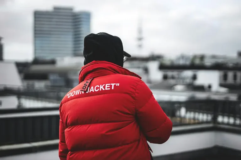 La doudoune : un symbole du streetwear aujourd'hui