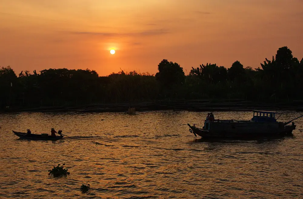 embarcation Vietnamienne sur le fleuve Mékong