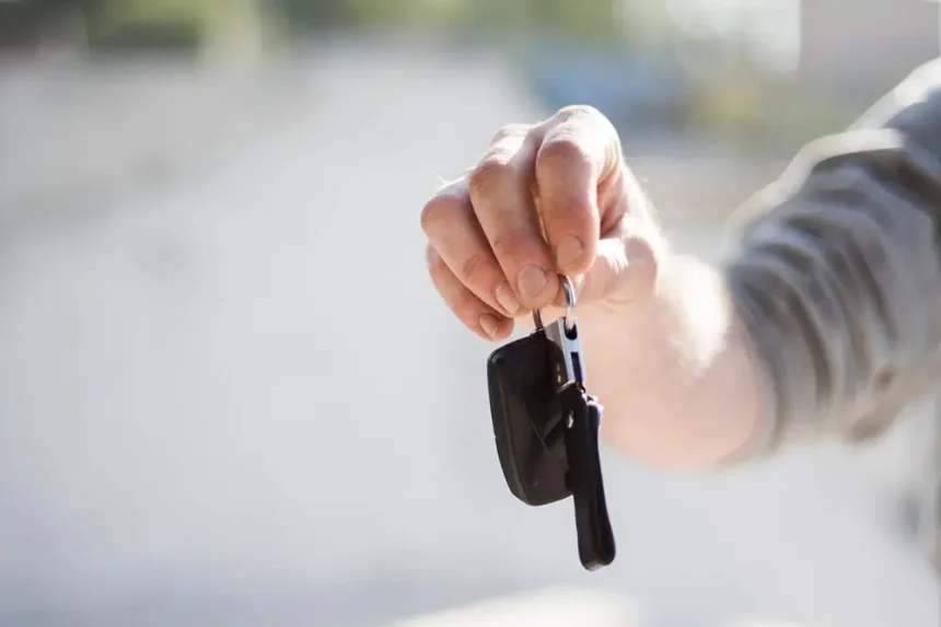 remise de clé lors d'une location de voiture entre particuliers