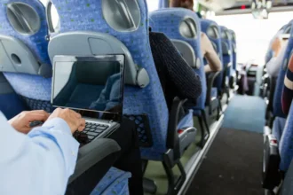 louer, un bus, une solution originale écologique et agréable pour vos voyages professionnels