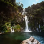 La réunion, paysage avec une cascade. VPN