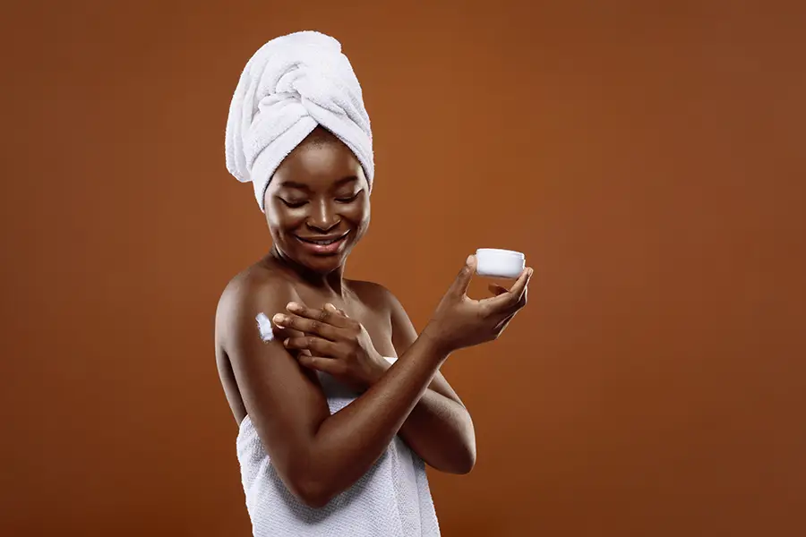 produits de beauté spécifiques aux peaux noires