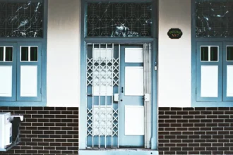 sécurité de la maison pendant les absences