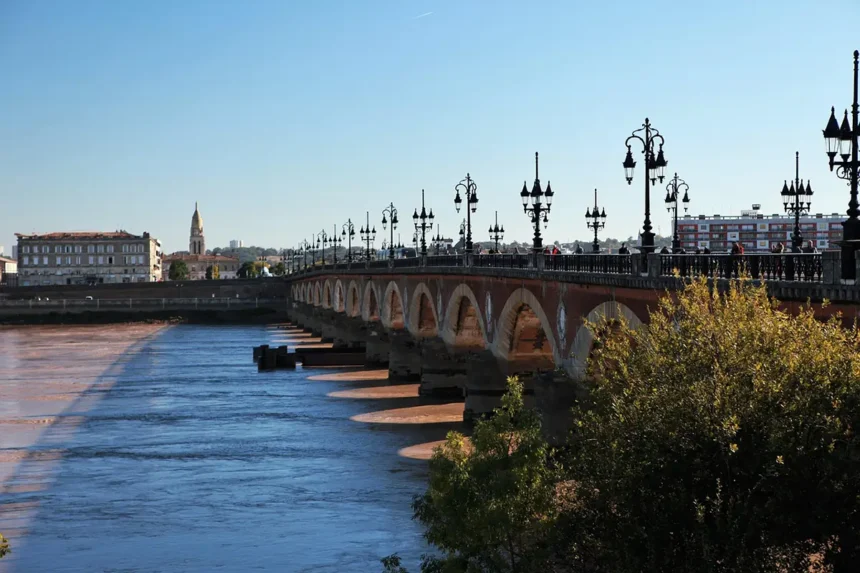 Acheter du neuf à Bordeaux