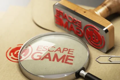 Tampon Escape Game et loupe de recherche