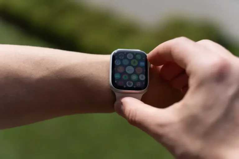 Appli de santé montre connectée et chiffres