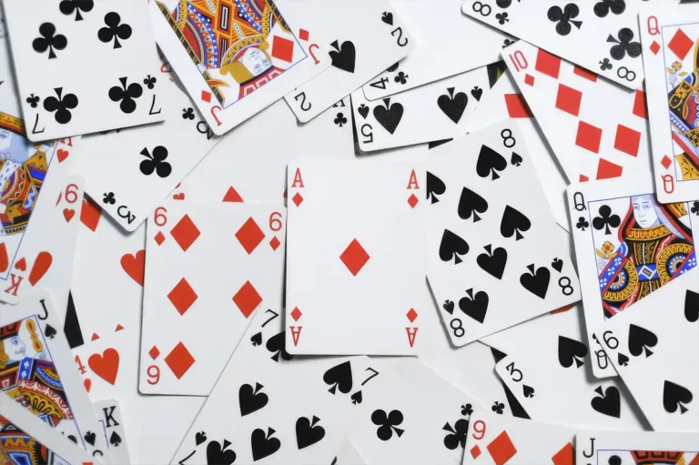 jeu de cartes solitaire